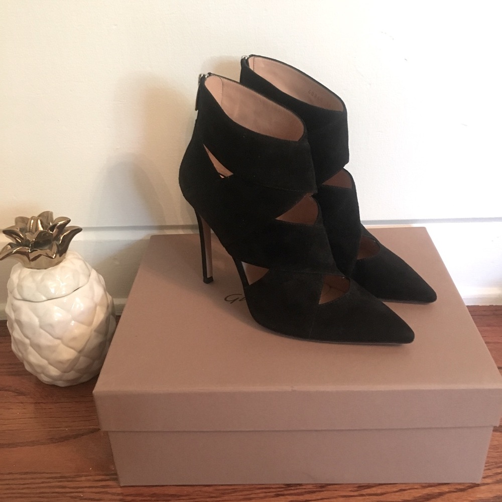 Sexy Gianvito Rossi leather bandage in suede black